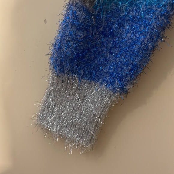 NY & C New York and Company Fuzzy Metallic Colour Block Sweater Size Medium - Picture 10 of 16